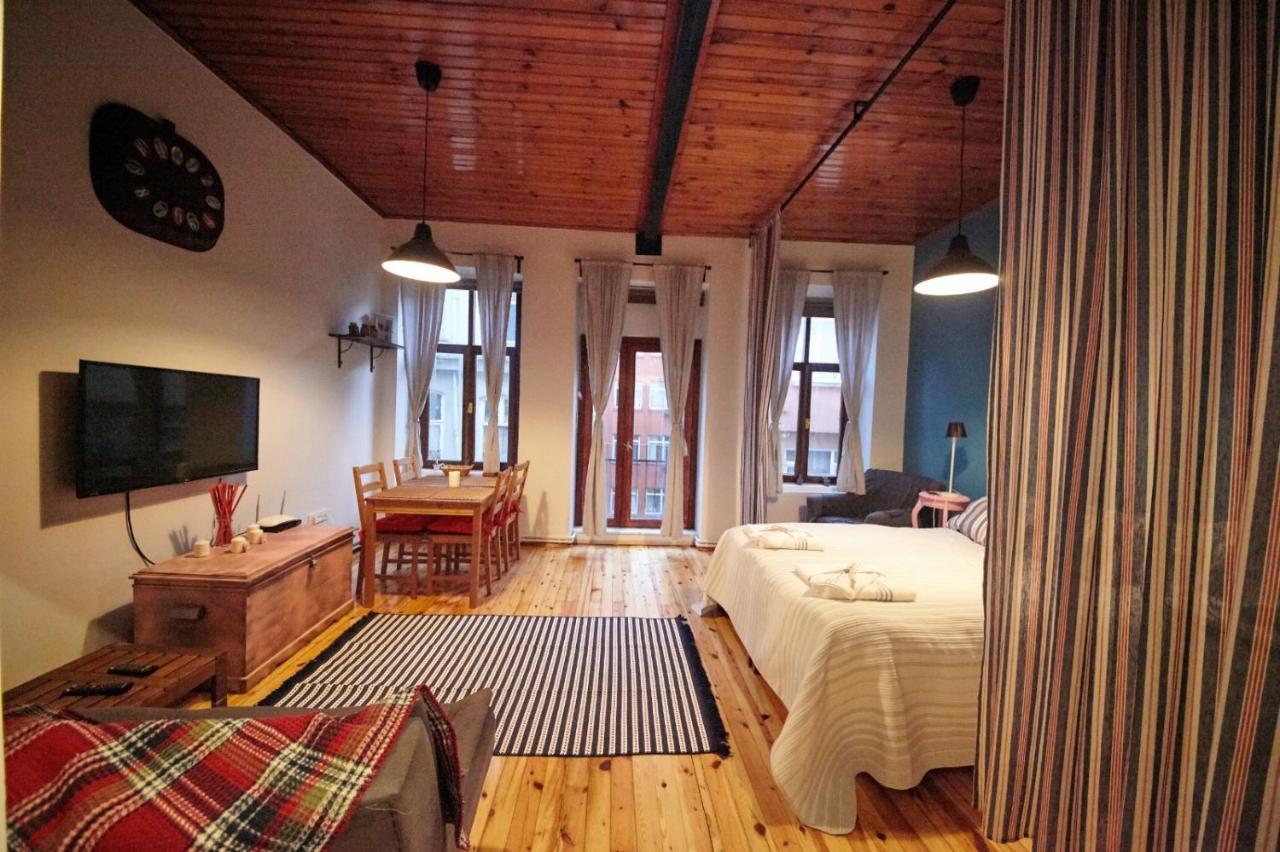 דירות איסטמבול Studio At The Heart Of Taksim מראה חיצוני תמונה