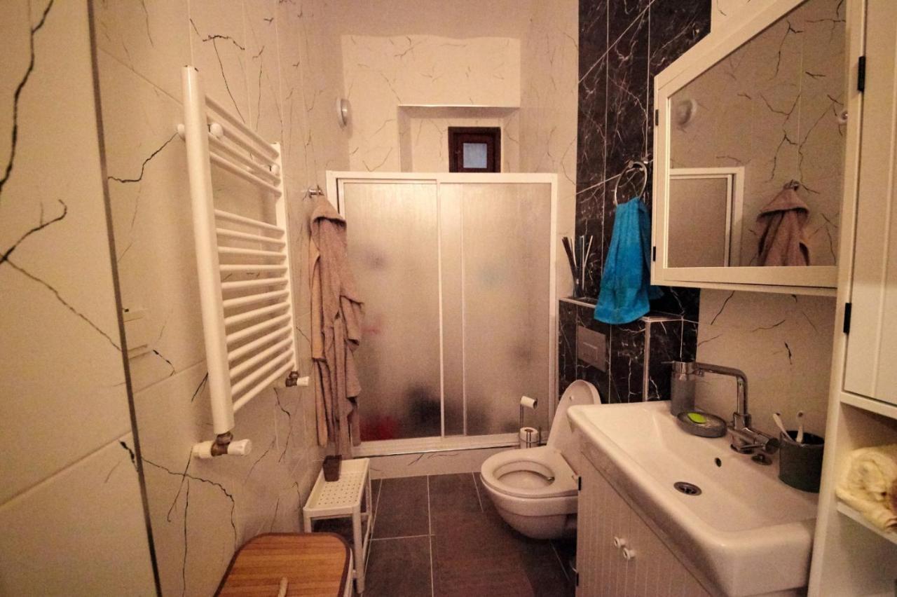 דירות איסטמבול Studio At The Heart Of Taksim מראה חיצוני תמונה